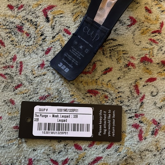 CUUP Plunge Mesh Leopards Bra 32B - Picture 2 of 2